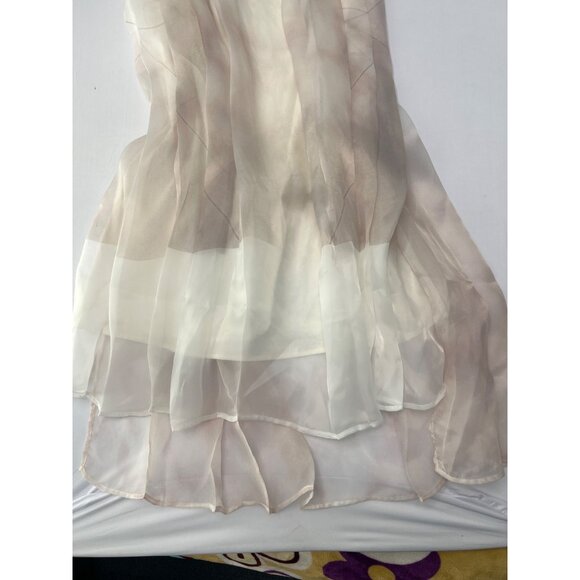 MAKING THE CUT Layered Sleeveless V-Neck Dress With Flowing Hemline Size M - Picture 5 of 10